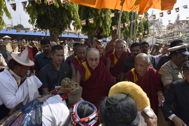 His Holiness the Dalai Lama arrives to a warm welcome in Bylakuppe Tibetan Settlement