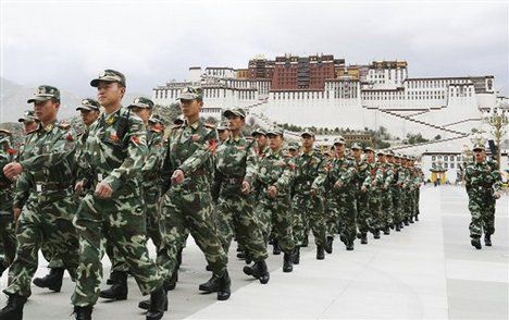The role of Chinese in the liberation of Tibet