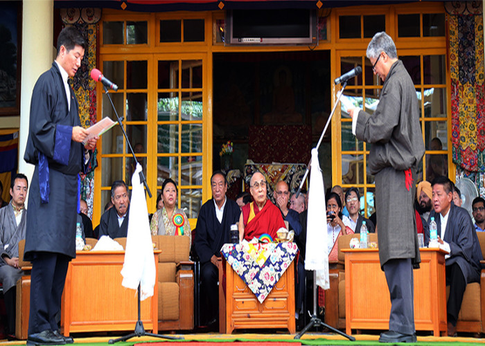 His Holiness Witnessed The Oath Taking Ceremony Of Sikyong Dr. Lobsang Sangay