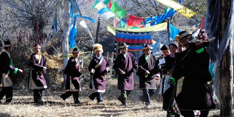 Despite Heavy Quake, Tibetans Celebrate New Year