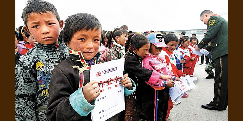 Chinese Professor Warns Western Media Tibetan Education Not Suppressed by China