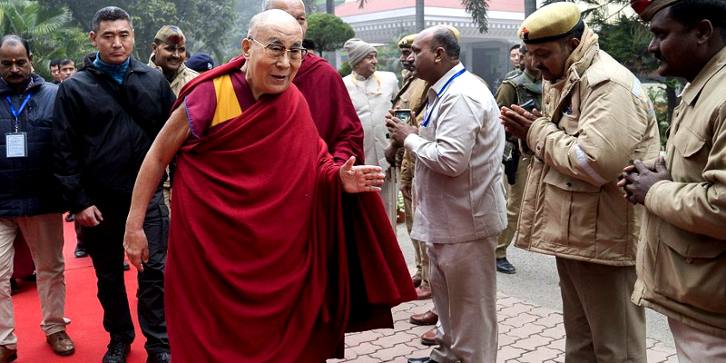 Dalai Lama Travels By Road To Bodh Gaya From Varanasi