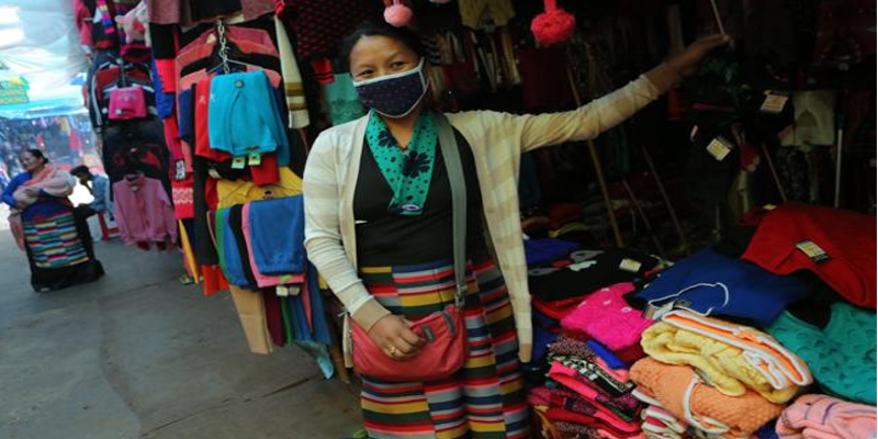 Dipping Temperatures Might Mean Better Business for Tibetan Sweater-Sellers