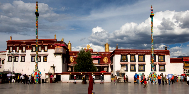 Tibet’s Jokhang Temple in Lhasa Safe from Fire Incident