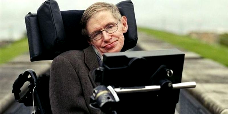 Legendary Physicist Stephen Hawking Dies at 76