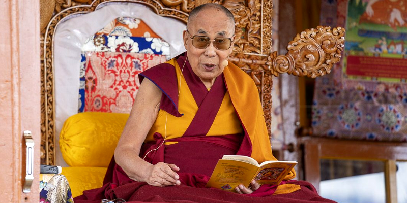 His Holiness the Dalai Lama Condemns 'Lama' Politics