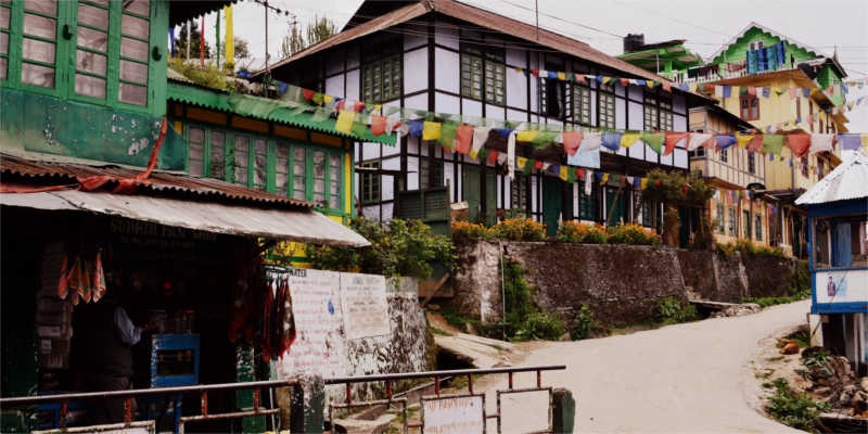 Student Body's Leaders Detained for Extortion During Protest Against Tibetans