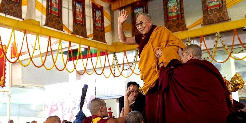 Tibetans to Collectively Offer Long & Healthy Life Prayers to Dalai Lama