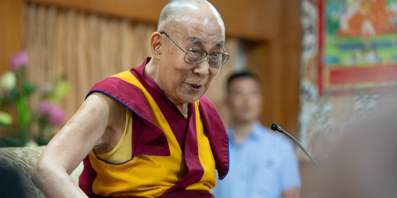 Dharamsala Practices Emergency Transportation of Dalai Lama to Hospital