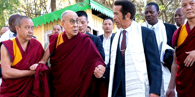 Former Botswana President in Direct Challenge to China Calls for Support to Tibet