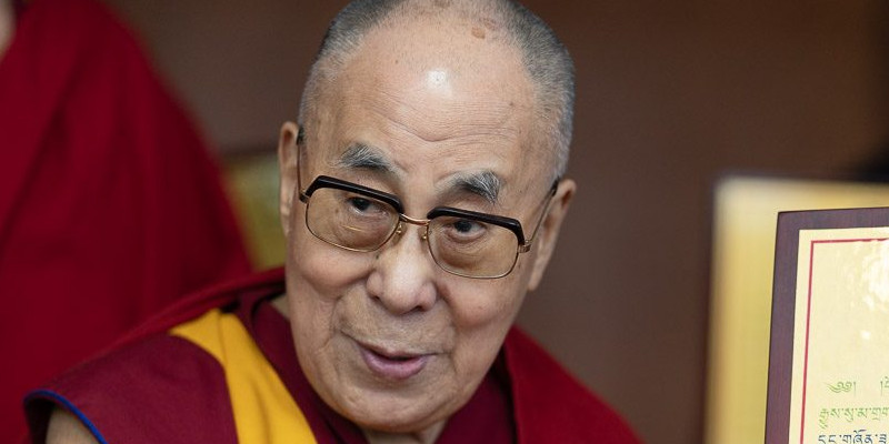 Only Dalai Lama Has the Right to Decide on His Reincarnation