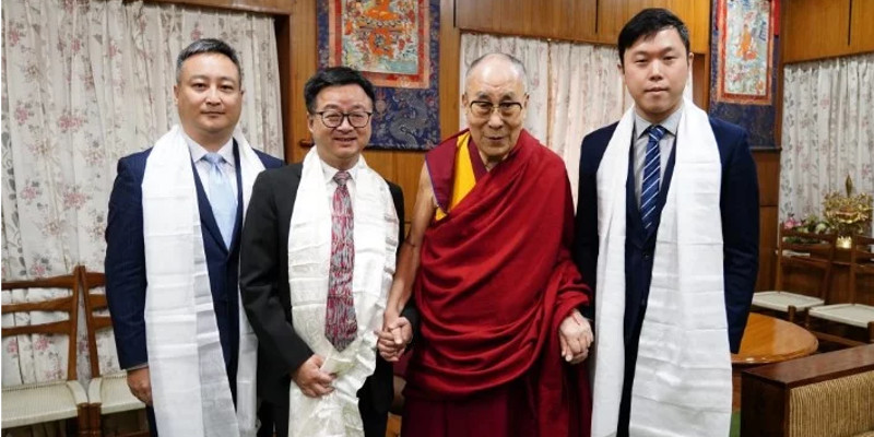 Taiwan’s Ruling Party Representatives Visit Dalai Lama in India