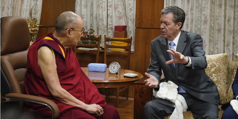 China Should Change its Tibet Policy: US Ambassador-at-large