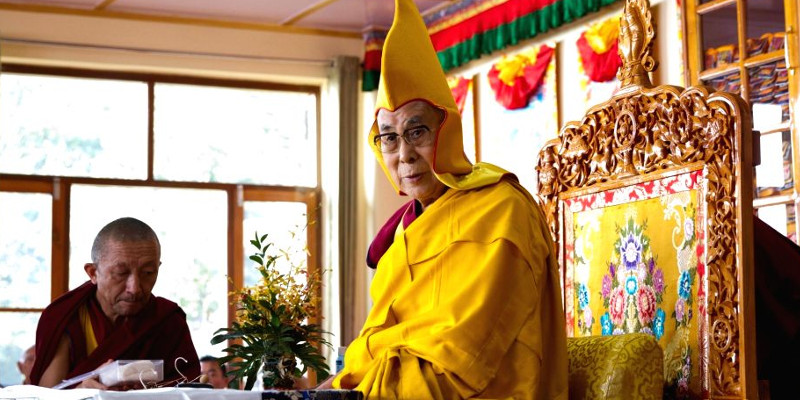China Detained Tibetan Father, Son for Listening Dalai Lama Teachings on Mobile