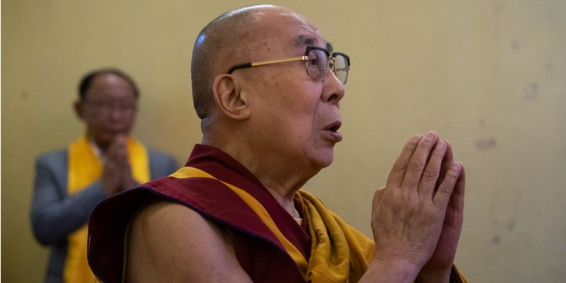 Dalai Lama Thanks Medical Staff Fighting Coronavirus on the Frontline