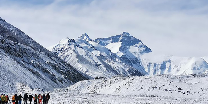 China Installs 5G Towers on Highest Peak Mt. Everest in Tibet