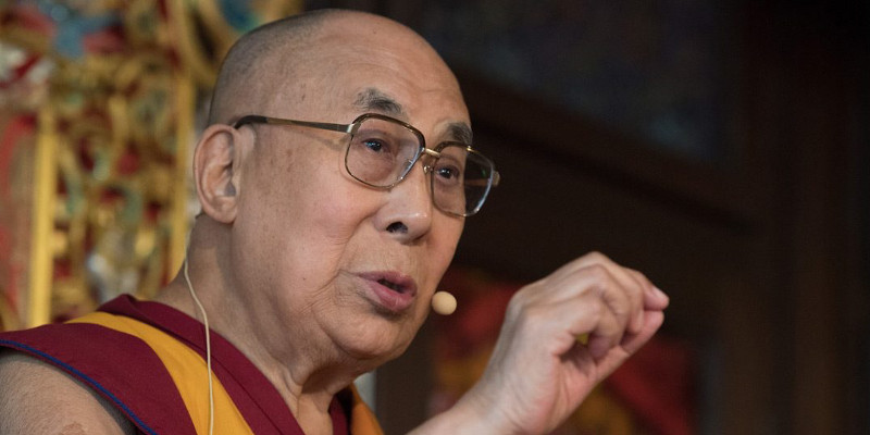 Dalai Lama Calls for United World Response to COVID-19