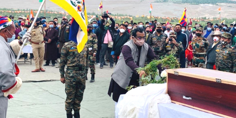 A Top BJP Leader Attends Heroic Tibetan Soldier's Cremation