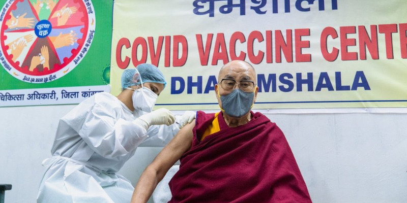 Dalai Lama Receives First Dose of COVID-19 Vaccine, Encourages Others