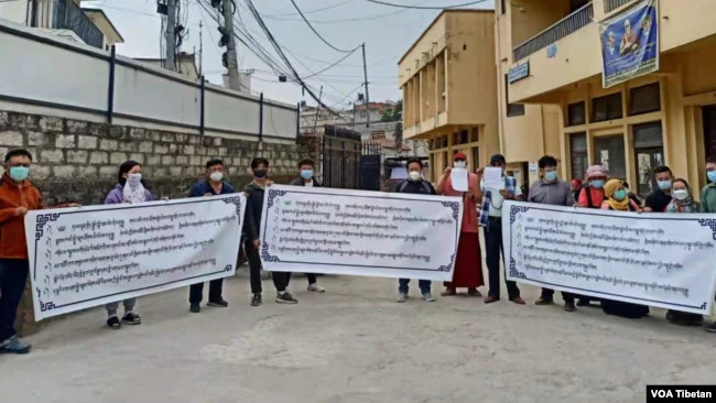 Tibetans in Nepal Appeal for Reinstatement of Impeached Justice Commissioners