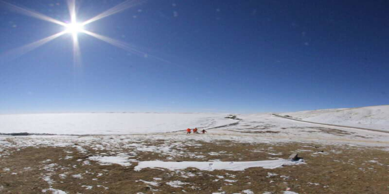 Tibetan Plateau’s freshwater lakes operate as heat collectors, collecting heat from the sun.