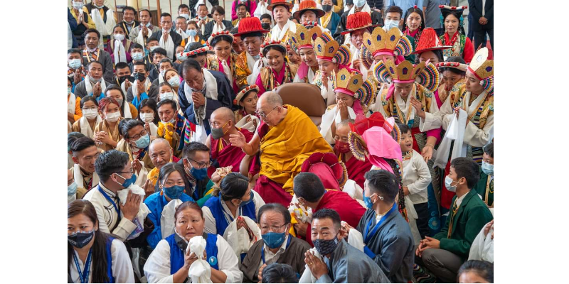 Dalai Lama Graces An Audience to Shoton Festival Participating Troupe
