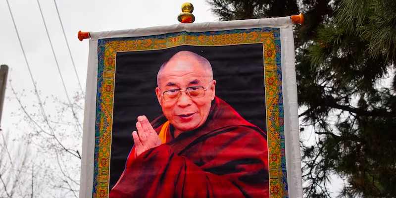 Chinese Authorities Arrest Tibetan Man for the Second Time for Having Dalai Lama’s Photo in His Mobile